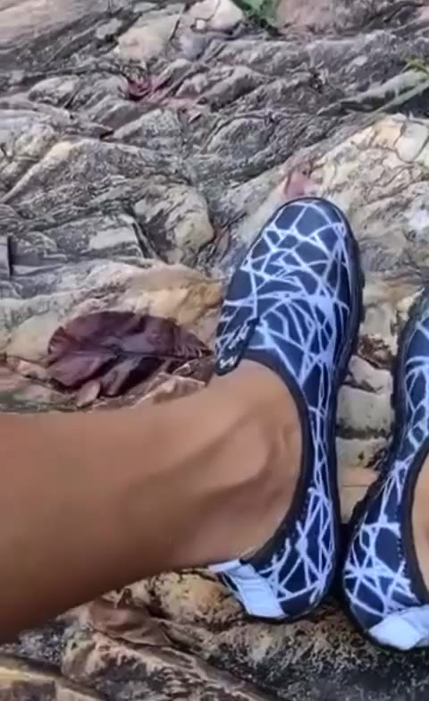 Sapatilha Aquatica Neoprene + Relógio digital Coleção Nova 2025 Antiderrapante