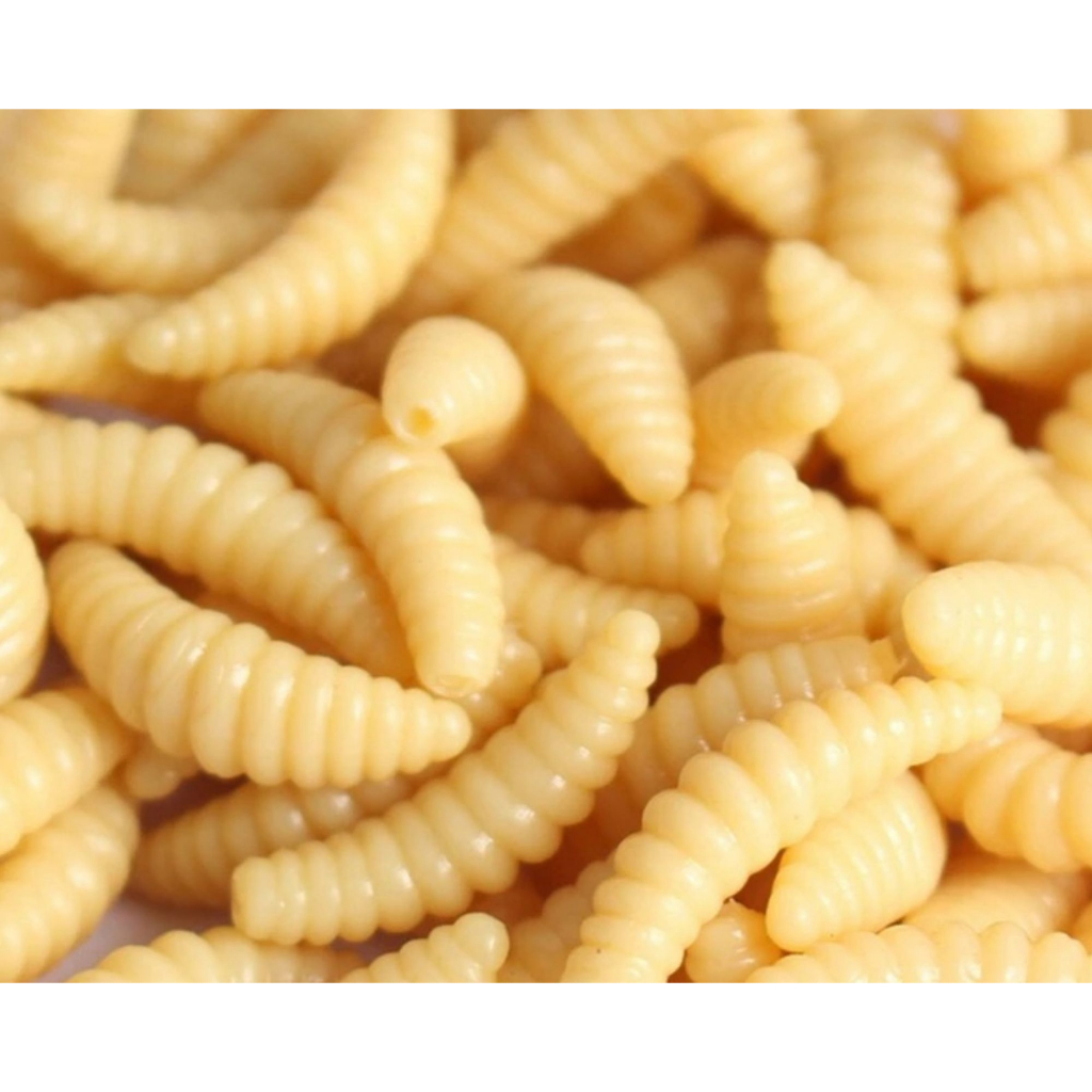 KIT COM ISCAS ARTIFICIAL BICHO DA LARANJA + ANZOL PARA TILÁPIA PARA PESCA