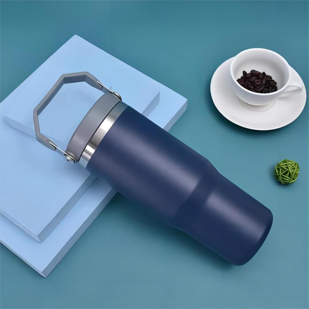 Garrafa Térmica 900ML Com Alça Flip Tumbl Aço Inoxidável Isolamento Térmico Com Canudo P/ Academia Trabalho Caminhada