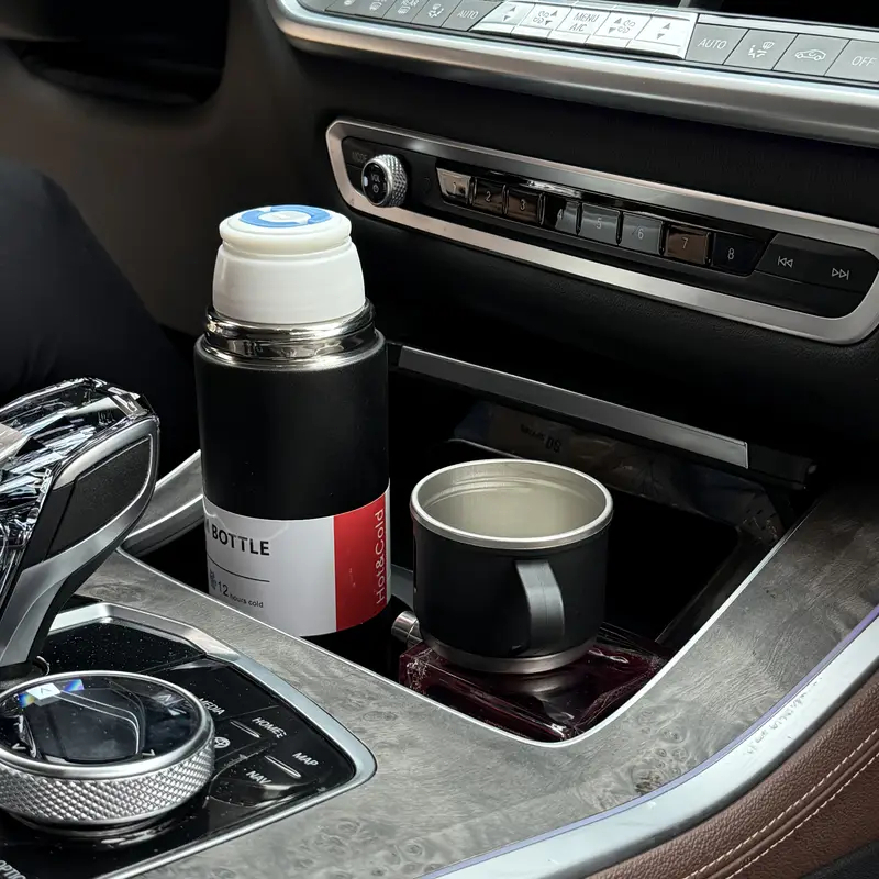 caneca Kit Garrafa Térmica Vacuum Bottle Inox 500ml 3 Xícaras para Bebidas Quentes ou Frias Presente de Dia dos Pais