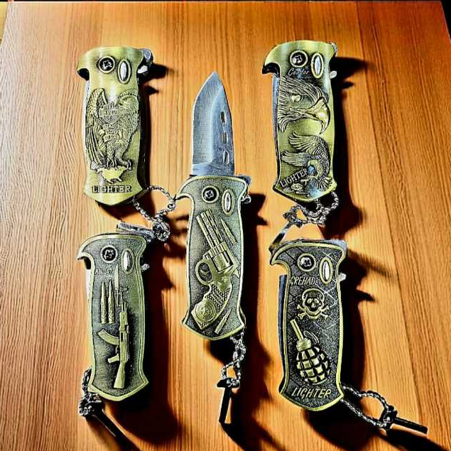 Acendedor Multifuncional à Prova de Vento com Abridor de Garrafas Canivete Camping Dobrável(sem gas)