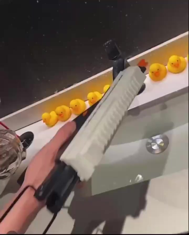 Pistola de Água Elétrica Automática Recarregável Ideal para Diversão Infantil ao Ar Livre Brinquedo Lançador de Água