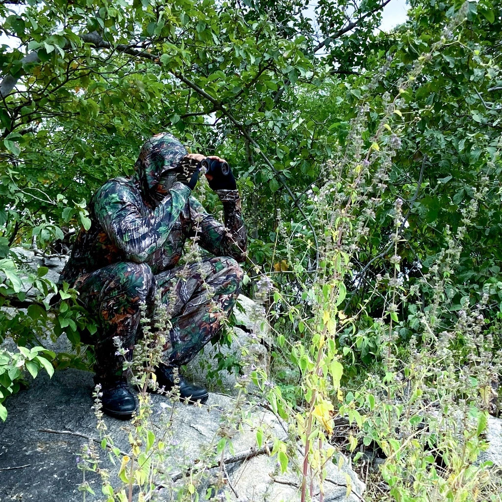 Roupa Camuflada Completa ( Calça + Camisa com capuz + Bandana )