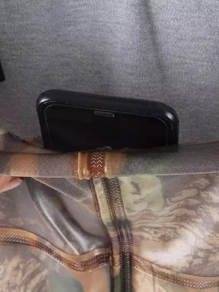 Macacão Camuflado Pesca Caça Jardineira Pesca Pvc Com Bota Acoplada Impermeável e Suspensório