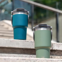 Garrafa Térmica 900ML Com Alça Flip Tumbl Aço Inoxidável Isolamento Térmico Com Canudo P/ Academia Trabalho Caminhada