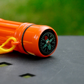 Apito de obrevivência Emergência 5 em 1. porta objetos Espelho Pederneira Apito Bussóla.29x120mm