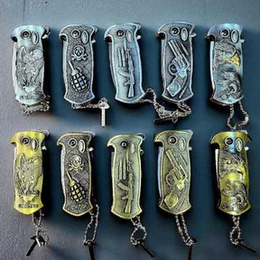 Acendedor Multifuncional à Prova de Vento com Abridor de Garrafas Canivete Camping Dobrável（sem gas）