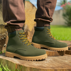 Bota Coturno Masculino com Cadarço Solado Borracha Anti Derrapante Couro Ecológico + Brinde Carteira Preta Básica