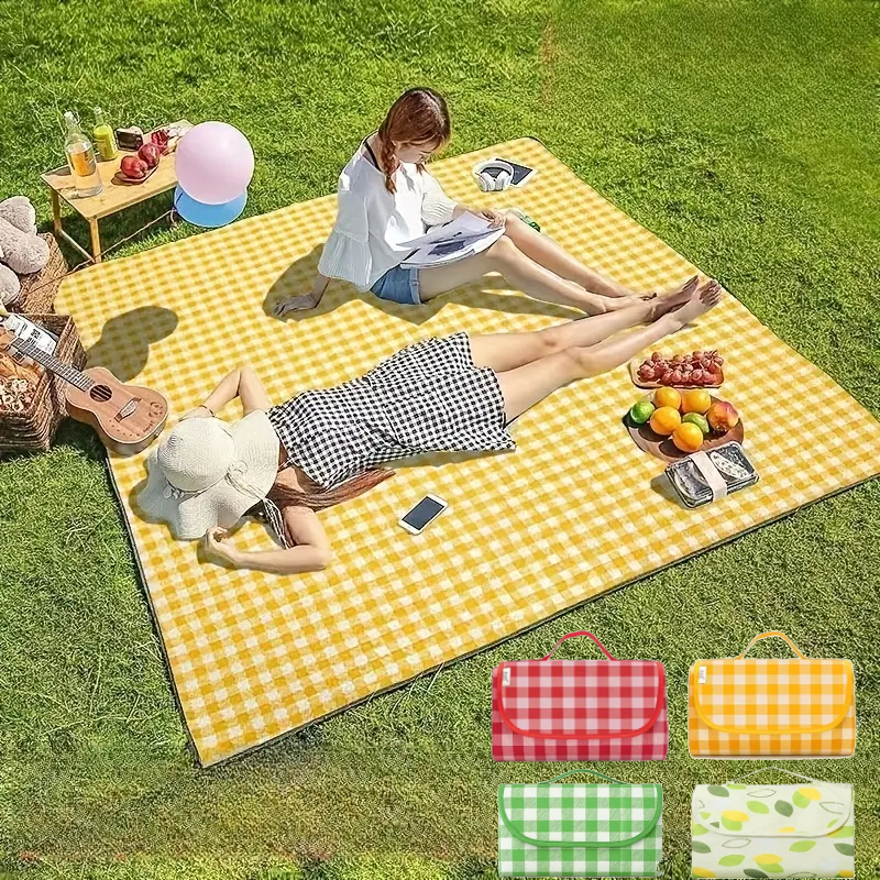 Tapete Piquenique Portátil Dobrável 200X200cm Impermeavel À Prova De Umidade Prático Fácil Transporte Para Praia Camping