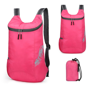 Mochila Multifuncional para Aventuras ao Ar Livre，Material À Prova D'Água，com Suporte para Capacete