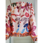 Jaqueta Corta Vento Feminina Inspiração Impermeável com capuz e bolso