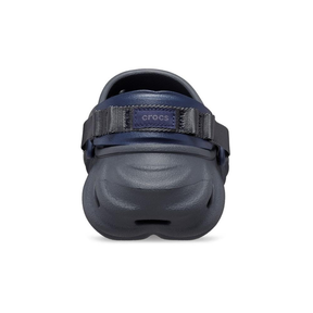 Sandália crocs echo clog storm