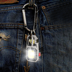 Chaveiro Lanterna Tatica Titaniun LED com Iluminação Ajustável Chave Multifuncional Blindado