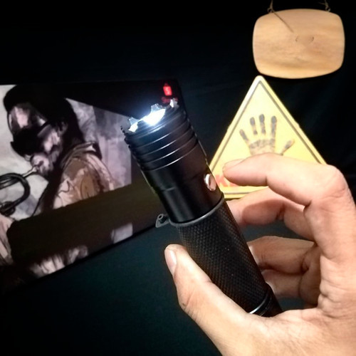 Lanterna Tatica 3 Em 1 Faca Caça camping Com Quebra vidro