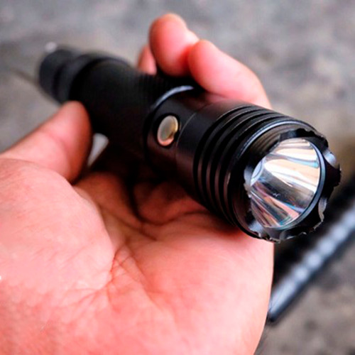 Lanterna Tatica 3 Em 1 Faca Caça camping Com Quebra vidro