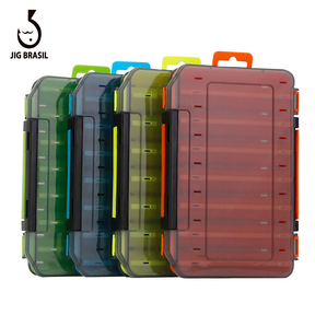 Uma caixa de pesca de duas faces para o armazenamento portátil de anzóis, iscas e outros acessórios de pesca.